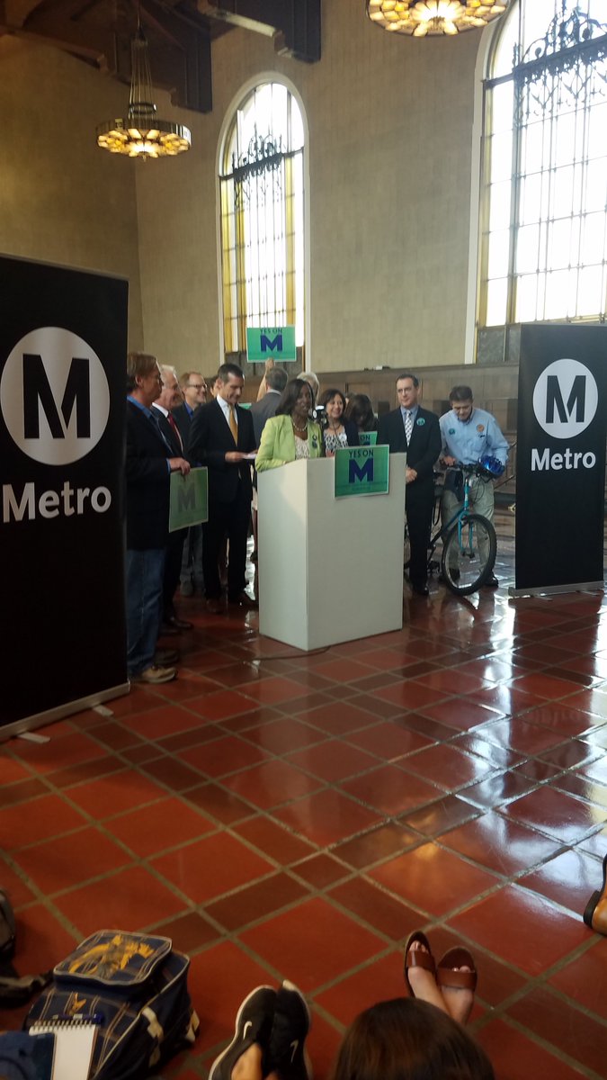 path2positive's tweet photo. ClimateDay LA speaker &amp; national P2P Leadership member, Jackie Dupont-Walker, speaking in celebration of Measure M!  #P2PLA #LAClimateAction https://t.co/u4kq1n1U43