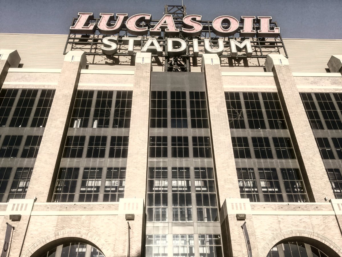 NorthmontBand's tweet photo. The Northmont Band is in warmups at @lucas.oil.stadium for @officialmusicforall #BOA Grand Nationals.
#shadows2016 #northmont #gobolts https://t.co/EzDZzBZUtH