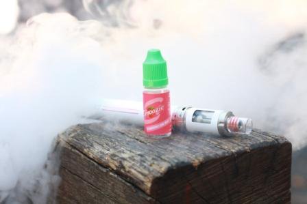 apollovapes's tweet photo. Read our short guide on how to give up smoking on https://t.co/M67a5bIHLb
#ApolloUKBlog #allaboutvaping #ecig #smokefree π·: ApolloEcigsUK https://t.co/tiHrpHsQcP