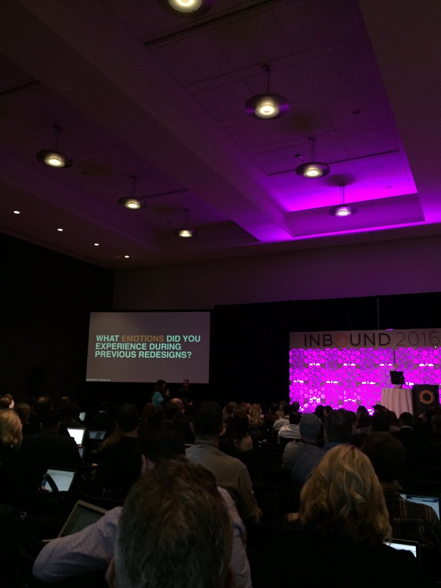 BeginBound's tweet photo. We're watching @SavvyLuke teach #growthdrivendesign to a new crop of agencies. #gddteam #INBOUND16 #themovementisreal https://t.co/0f7wX88rY4