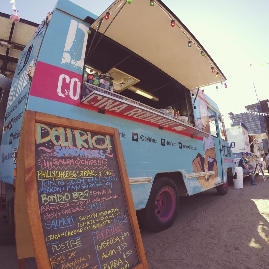 #BuenJueves! Solo 9 DÍAS para #FoodFestBA y para conocer #DelirioCocinaRodante <a href="/deliriocr/">DelirioCocinaRodante</a> y sus delicias : 19 y 20 nov : en <a href="/LaRural_BsAs/">La Rural</a> 😍🍴