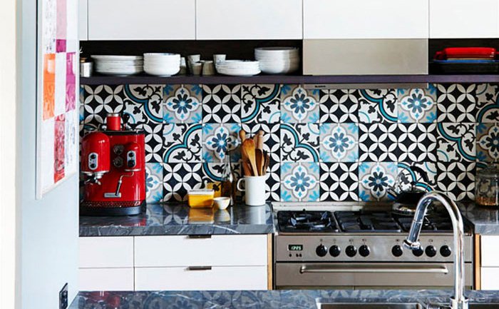 hola's tweet photo. ¿Fan de las baldosas hidráulicas? El blog #Decoroom nos da algunas ideas https://t.co/ACvKrEHznh https://t.co/UcKYGhNs4F