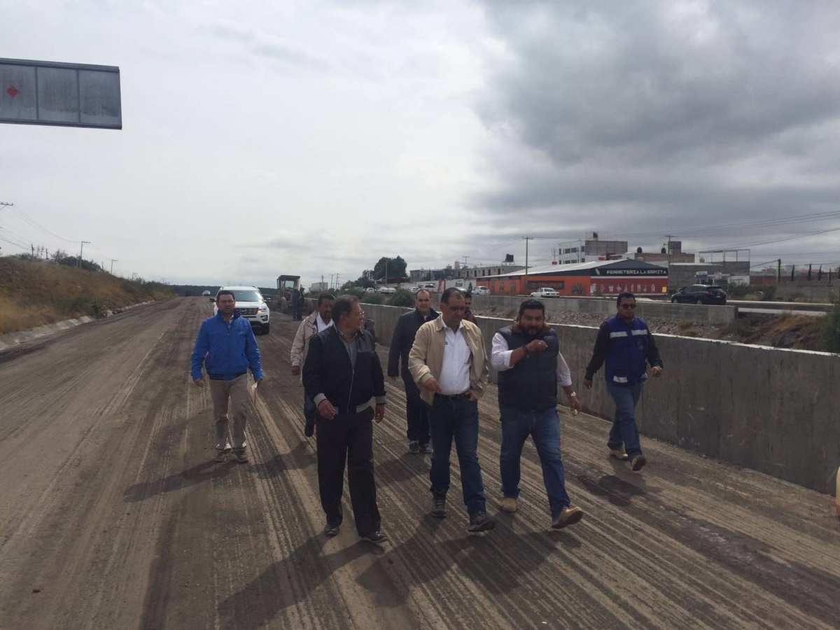 rortizes's tweet photo. Realizamos supervisión para dar seguimiento y control al trabajo de ampliación y modernización de Paseo de la República @gruizesp @jrodartel https://t.co/ose1KtFeG6
