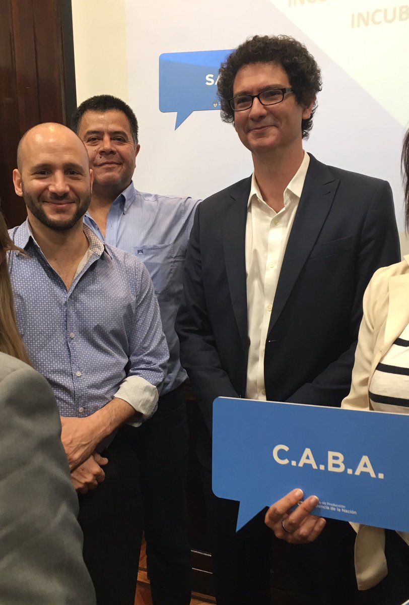 MarceAndreotti's tweet photo. Con el Secretario de Emprendedores y PYMEs de la Nación @gugamayer https://t.co/Qd3ZbiyrKA
