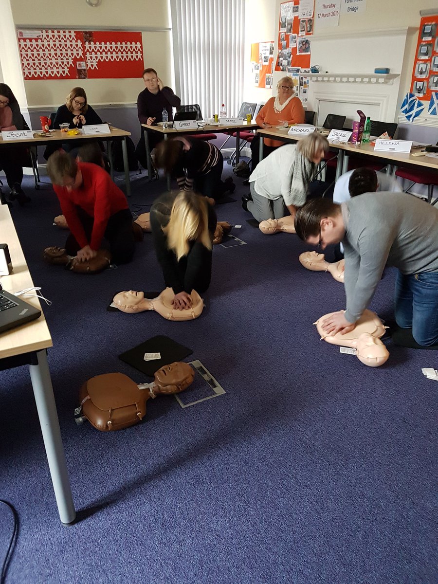 jiw1987's tweet photo. Another step on the way towards creating a nation of life savers #skilfulNES #CRworkshop @N__E__S https://t.co/TvCFVsZnrX
