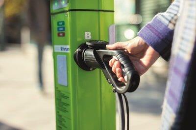 ForChargeDrive's tweet photo. Missa inte #eCarExpo i Eriksbergshallen, Göteborg 11-13/11. @ForChargeDrive är där för att prata elbilar och laddning. https://t.co/z26PVuJI0H