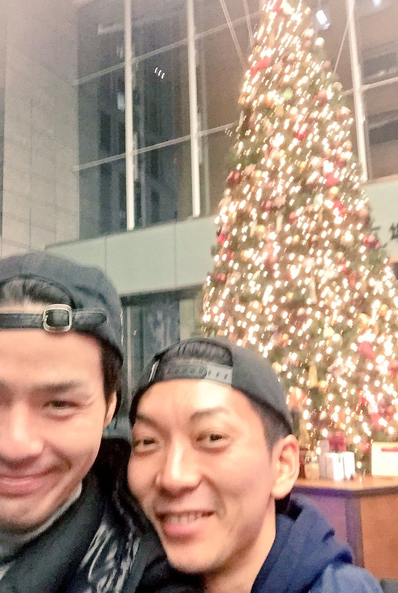 mtstn3ib's tweet image. 2人でイルミだねってなった

#ニューヨーク島佐
#デニス松下
#2箇所