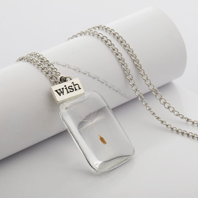 BeignetUnau_09's tweet image. RT이벤
곧 수능인지도 몰랐어요 (눈물) 학생때만 해도 꼭 높은사람되면 수능부터 어떻게 해버리겠다 했었는데...

원하시는 일 다 잘되시길 바라며 wish 민들레씨 목걸이 RT 4분 추첨해 보내드립니다! 
추첨은 곧 진행할 공구 및 선입금판매 마감일