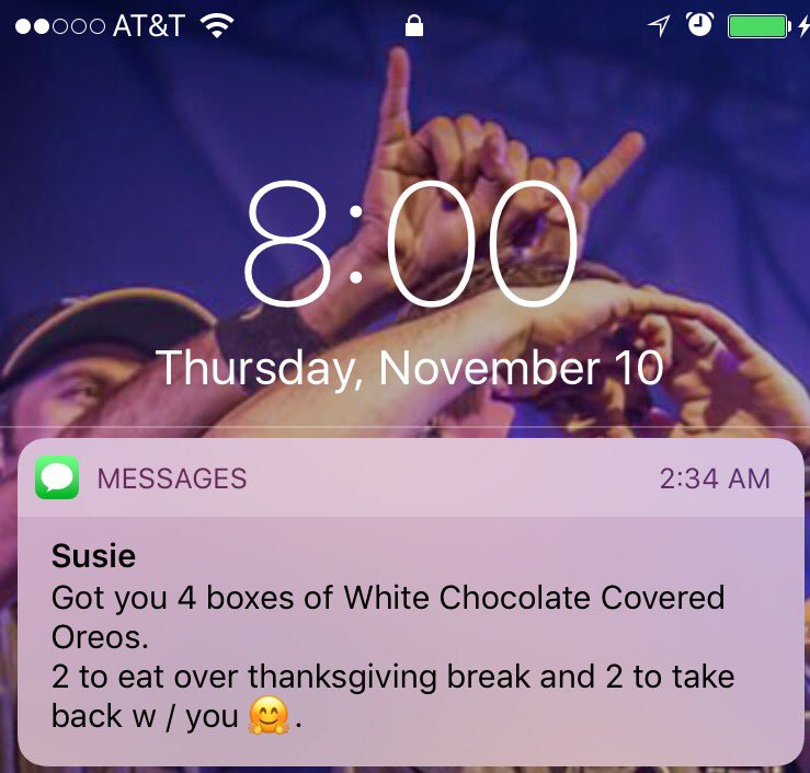 BobandAdamEat's tweet photo. White Fudged covered Oreos season is upon us. Everyone, rejoice! https://t.co/zAwLmiNRYG