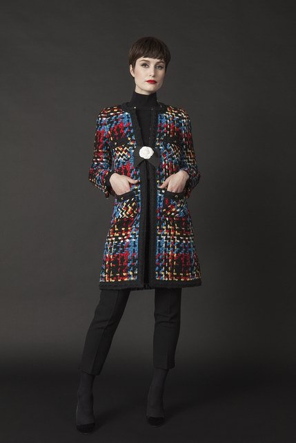 Modadivas's tweet image. The seductive and charming woman by Edward Achour Paris Fall Winter 2016/17 Collection @maximilianlinz 
modadivas.com/Magazine/Defau…