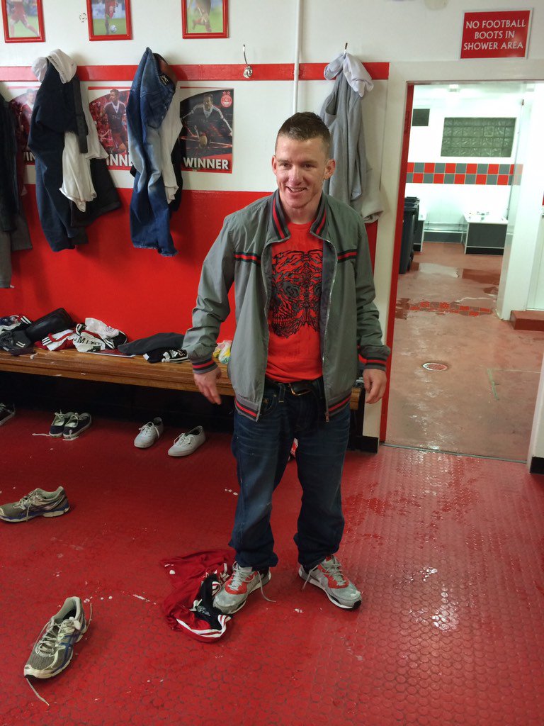 Adam Rooney tweet media