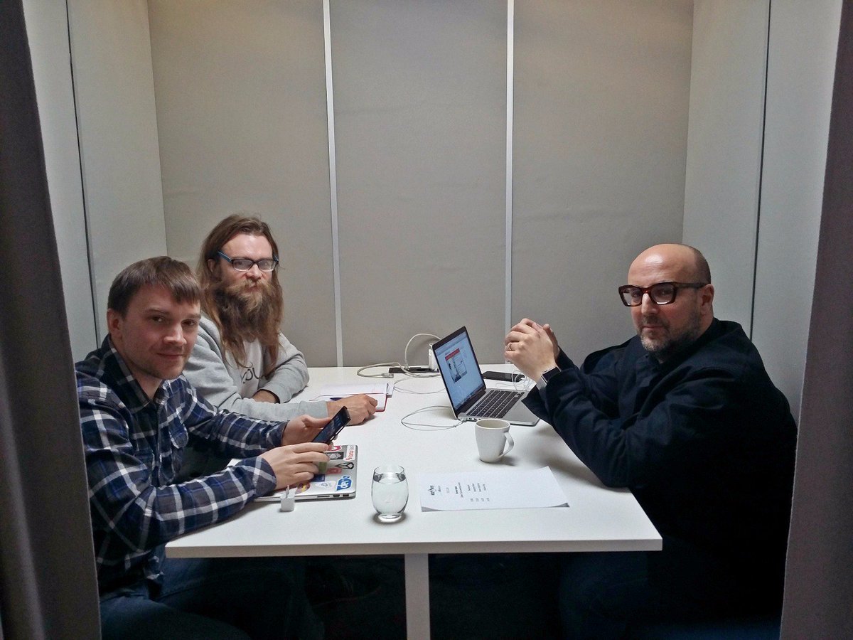 StartupWiseGuys's tweet photo. One-on-one mentoring re marketing and telling a great story in full bloom with @ercoleegizi from @AlphaBaltic today at #SWGRigaLattelecom https://t.co/qgikpZL4ap