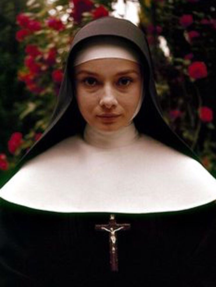mockingbirdmimo's tweet image. A nun can be covered from head to toe in order to devote herself to God right? But, Then if a muslim girl does the same why is she opressed?