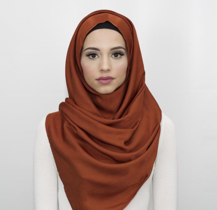 mockingbirdmimo's tweet image. A nun can be covered from head to toe in order to devote herself to God right? But, Then if a muslim girl does the same why is she opressed?