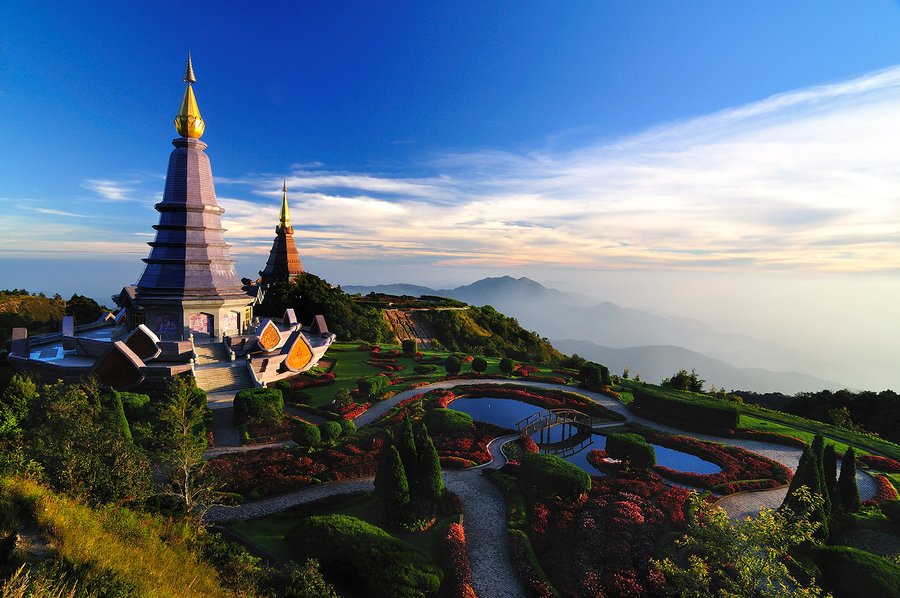 GreenTravelMag's tweet photo. Doi Intanon, Thailand | Photography by ©Anan Charoenkal https://t.co/kXkmk0PiHF RT @Piclogy #travel