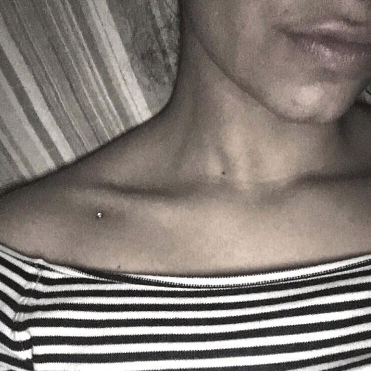 laucrisgonzalez's tweet photo. Regali di compleanno ππ»
#collarbonepiercing #dermal https://t.co/GGJ9XWzYpY