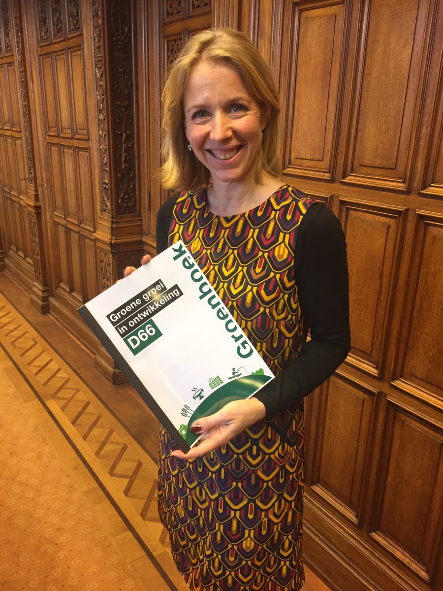 D66's tweet photo. Maak NL’se bedrijven koploper op gebied van #groenegroei. Ook in ontwikkelingslanden! Voorbeelden? Lees Groenboek > https://t.co/IxRJeFgu5T https://t.co/FAGbUhWHE3