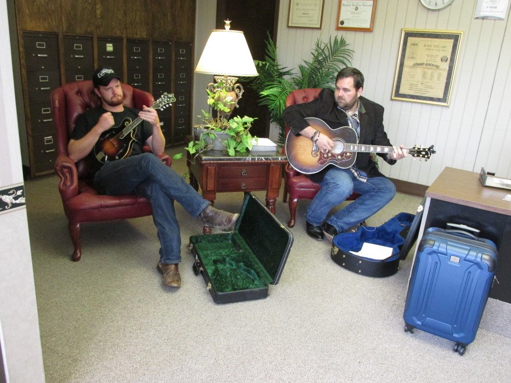 JamesRobertWebb's tweet photo. Tuning up at KWHW in Altus, Oklahoma with Cody Woody during the #PartyInTheBarn radio tour. #TBT https://t.co/LNil0jnozn