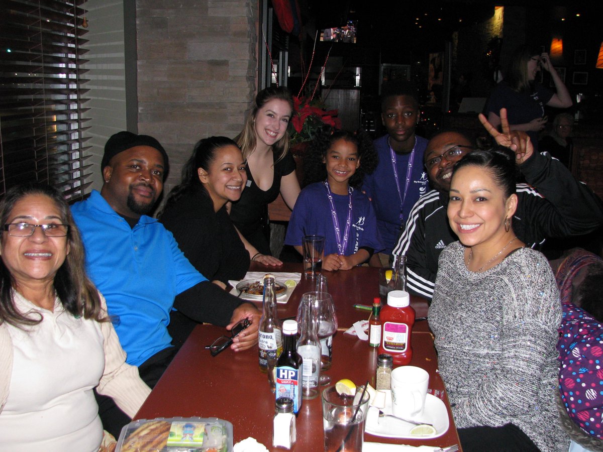 BBBSPeelYork's tweet photo. We will be teaming up with @BPSquareOne again this year for Celebrity Server Night! #GivingtuesdayCA @saugagives #mentoringmatters https://t.co/YUEoivFOQL