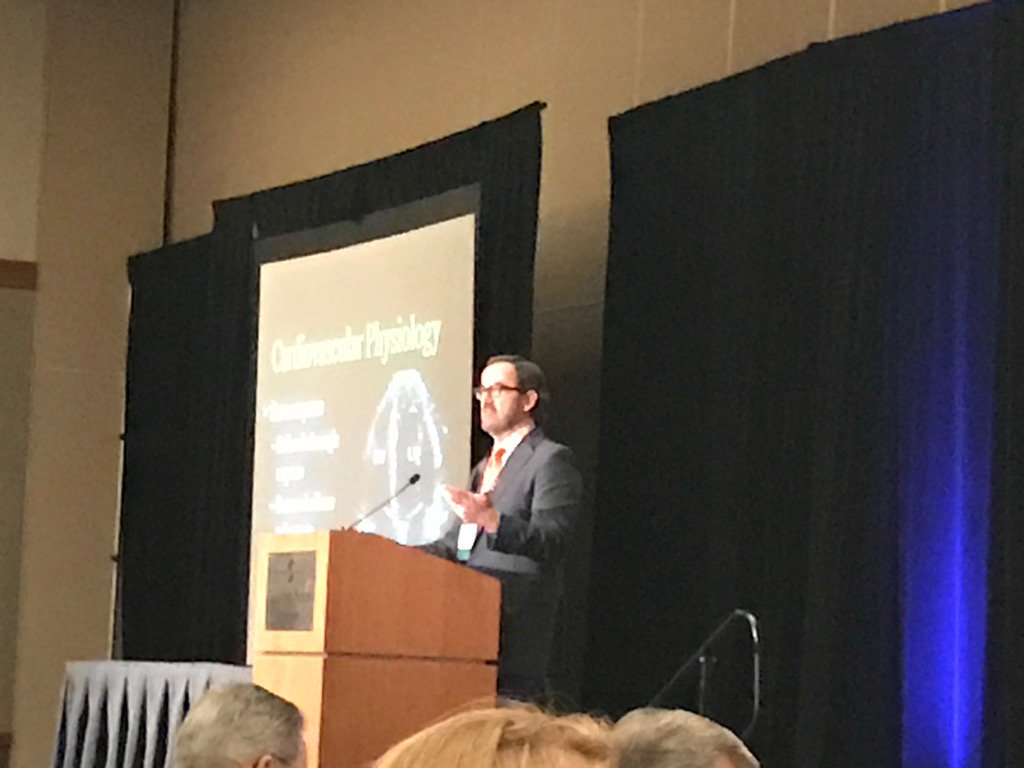docmartin22's tweet photo. @CVRBrown giving Keynote ongeriatric trauma at Southwest Trauma & ACS Symposium #STACS2016 https://t.co/3tjb7feJkU