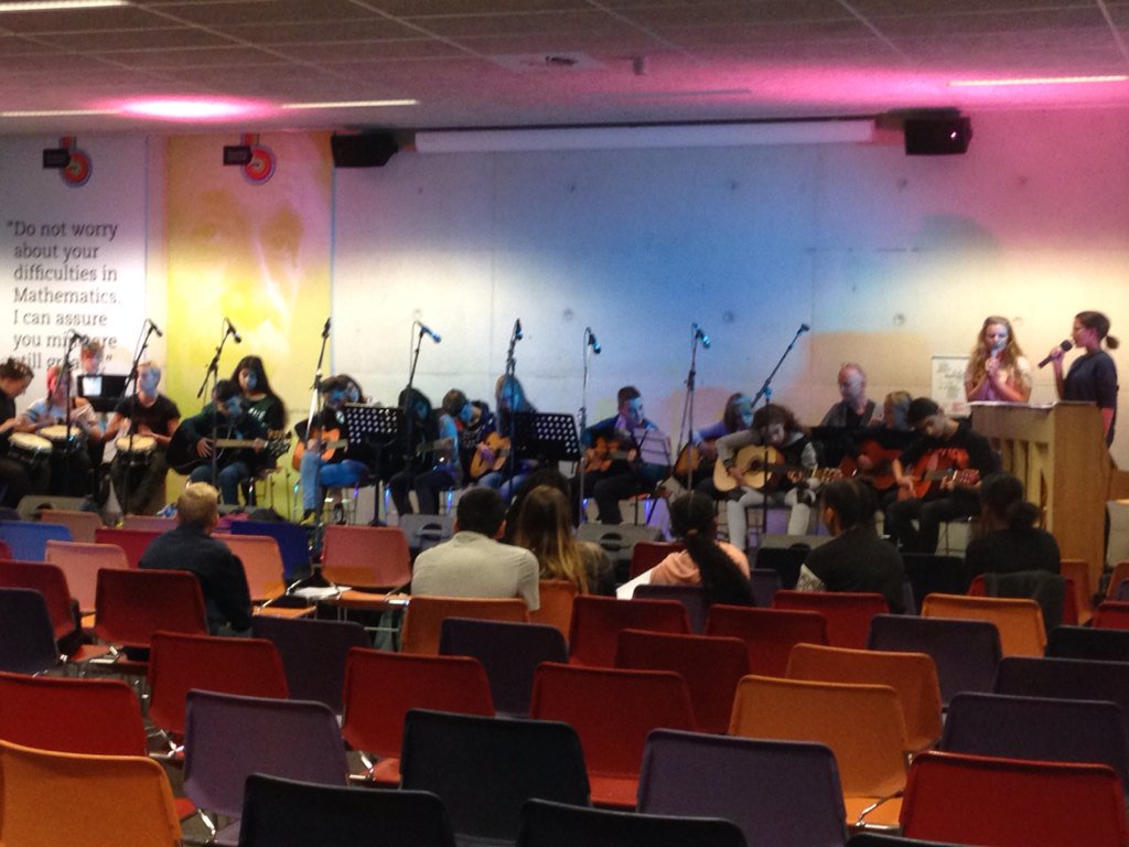 Generale repetitie voor ons open podium van vanavond. Voorproef klinkt heel erg goed! #campushoogvliet