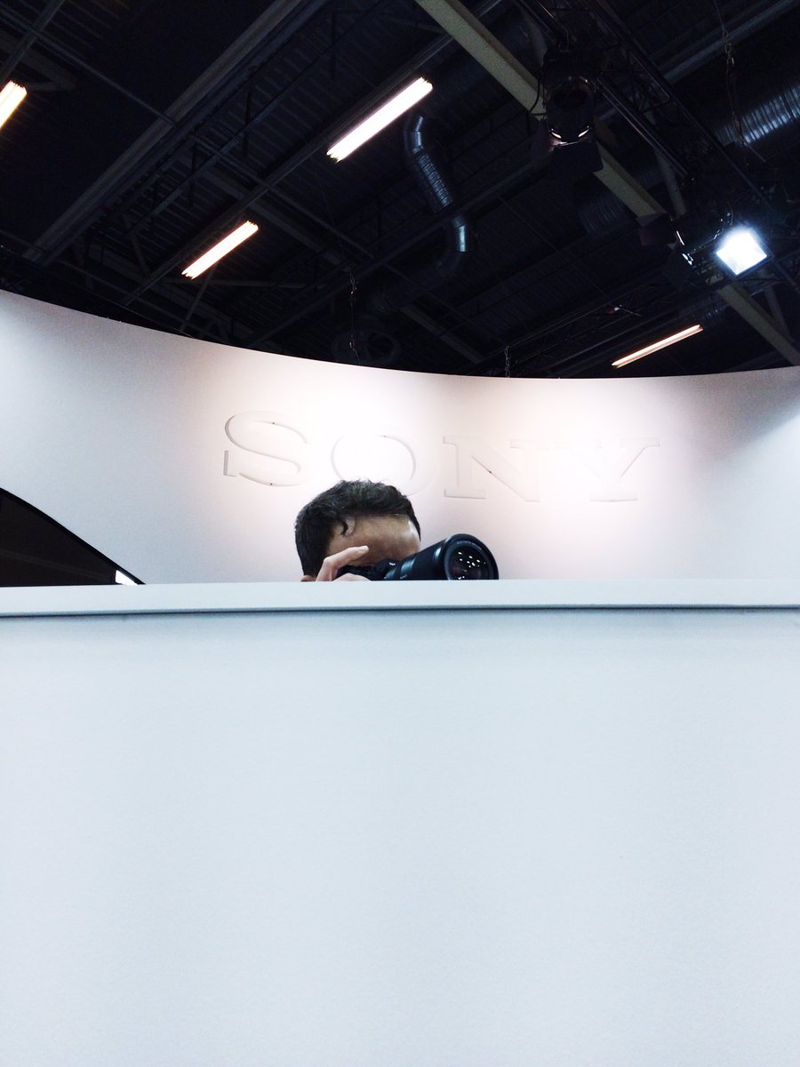 2cooland's tweet photo. Stand sony #sonysdlp16 #teamsonyalpha https://t.co/FTyx87JkYQ