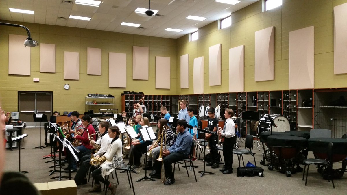 HainesD303's tweet photo. Haines had 4 jazz students who were chosen for the ILMEA Dist 9 Jazz Festival! The festival took place Sat, Oct 30 at Murphy Jr. High. https://t.co/uJ0razx66t
