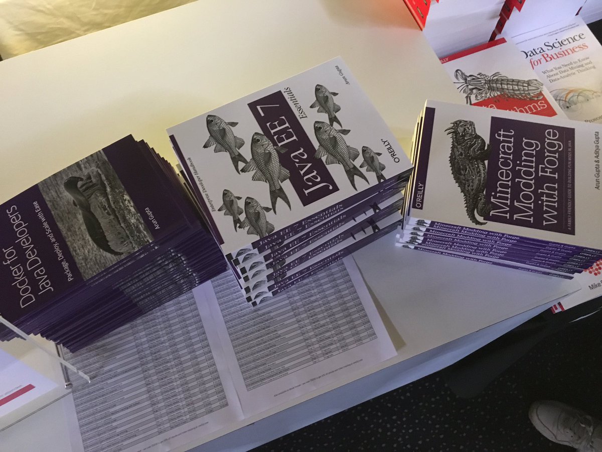 arungupta's tweet image. #JavaEE7, #Minecraft modding, #Docker for #Java developers book signing completed at #Devoxx, come down to room 8 next!