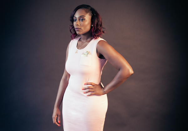 LEMIX_MAG's tweet photo. Je ne suis pas Superwoman : Ludnie Désiré https://t.co/pmCnTg4zKF @DinnyDesire #lemixmag #jenesuispasSuperwoman https://t.co/qqHee7nInx