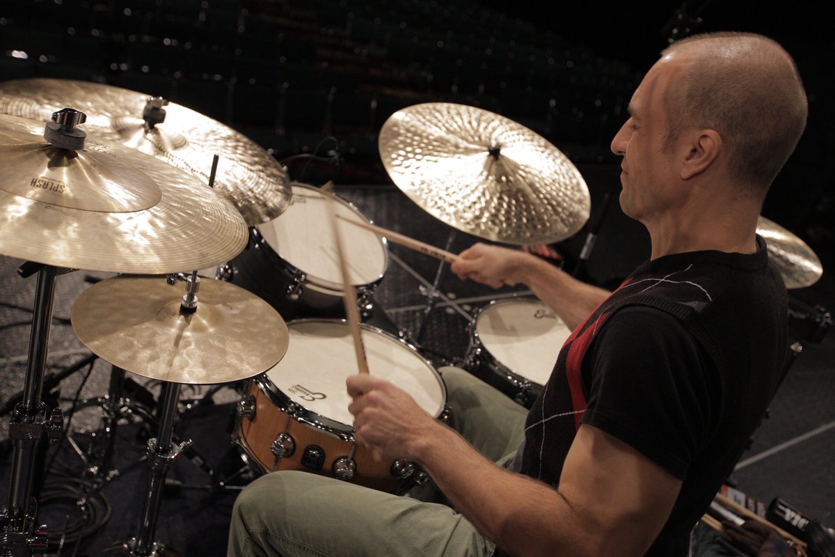 EVANSDrumheads's tweet image. Evans artist @svetimarko sound checking for his clinic at #PASIC16. Video will be up on FB soon! #drumfam