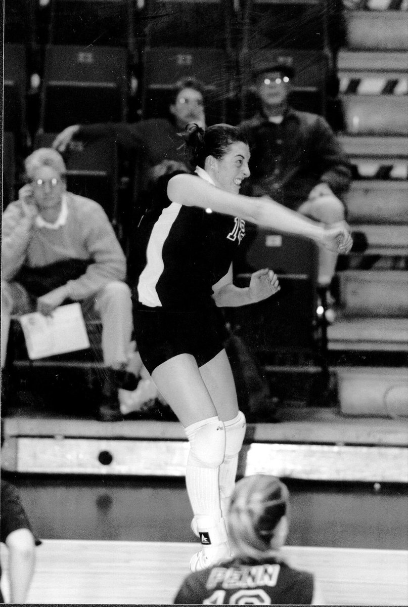 Congrats to our own Elisabeth Kwak-Hefferan on being inducted into the Penn Athletics Hall of Fame! #FightOnPenn

bit.ly/2eNCZPH