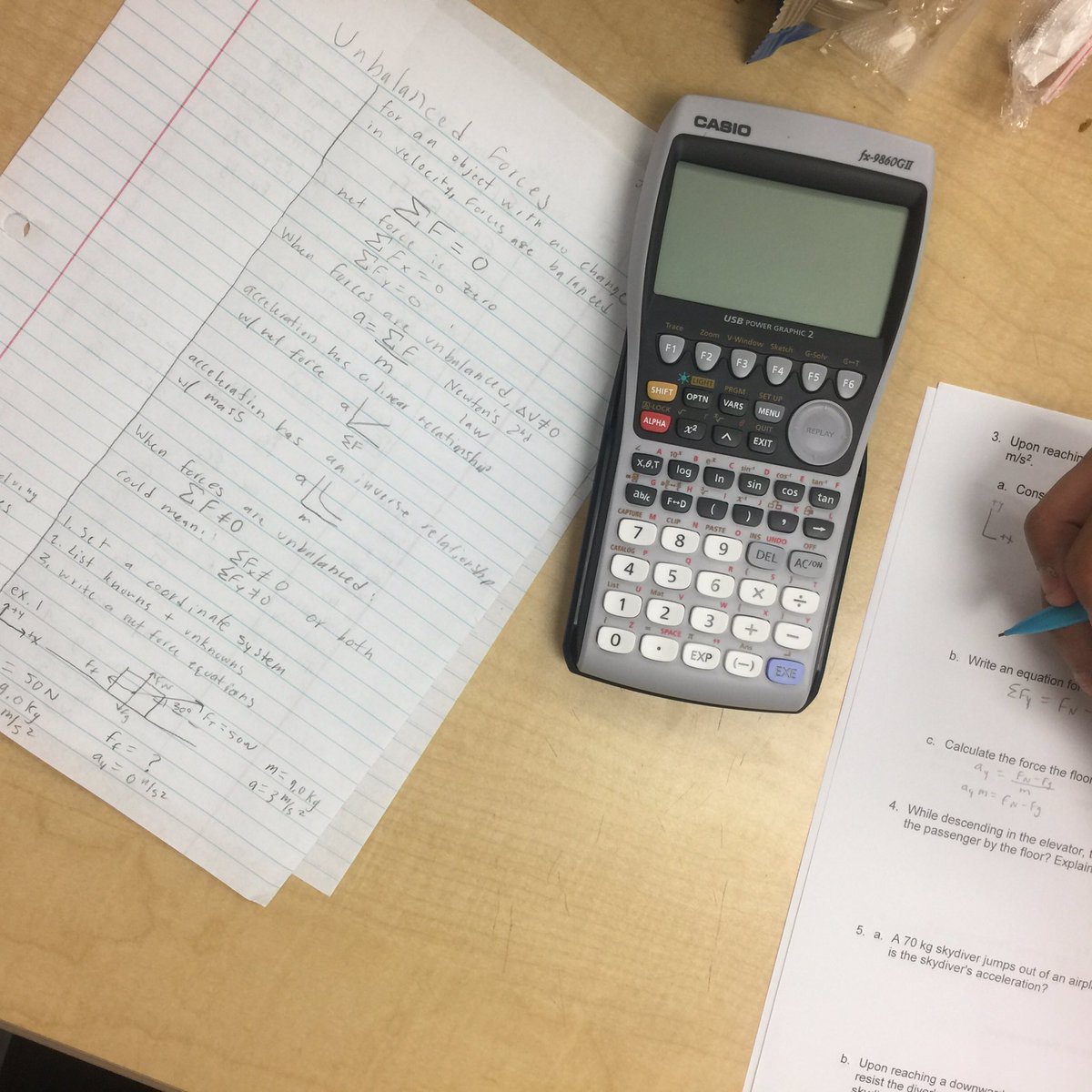 bgminj's tweet image. I was an AVID student for 4 yrs. it's a trip to see students taking Cornell style notes of MY teacher notes #EHSphysics #teach180
