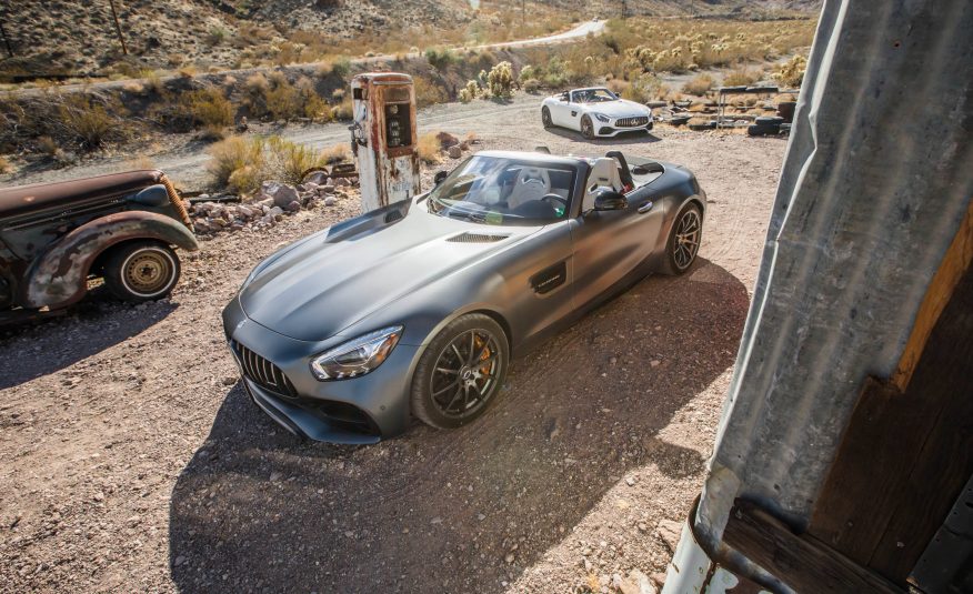 speedytyre's tweet photo. Check out the 2018 @MercedesBenz #AMG GT / GT C Roadster! #hotrides #fastcars #cars #petrolheads https://t.co/aMGYTavGqW