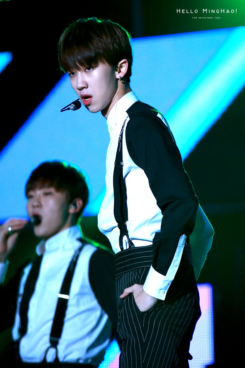 161009 아송페
好想你~好想你~好想你~好想你~♪♬
하오샹니~ㅠㅠ 보고싶당QQ
#세븐틴 #디에잇 #SEVENTEEN #THE8 #徐明浩
HQ∞i.imgur.com/rWhmzOH.jpg