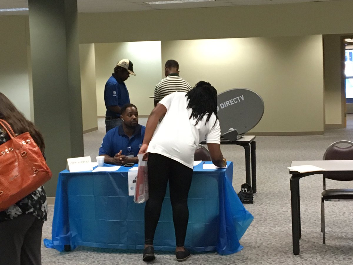 DrRobinColeJr's tweet photo. @LADeltaCC @LDCC_Chancellor @LCTCSpresident Career and Resource Fair https://t.co/ULsvu4QOvB