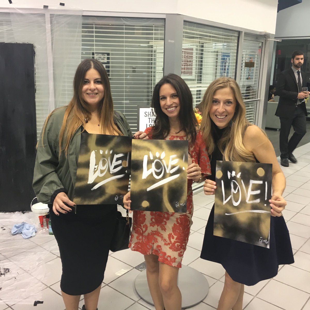 #Love #Love #Love all around 💞
#squadgoals #tbt to last week's event at @wayneakersford