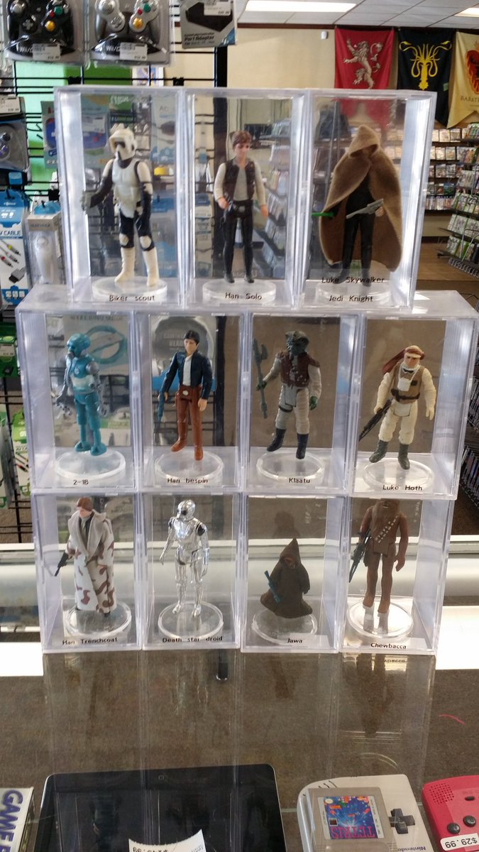 NextLevelMO's tweet image. We justput out a lot of vintage StarWars figures.  #last17 #first12