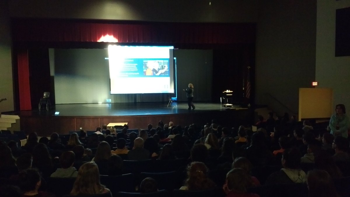 Mdownt's tweet photo. Thank you to Karen Taylor from @GM in Spring Hill for speaking to our 8th graders @SHMSGeneral! #JobExploration #growmaury #59percent https://t.co/ECASBVGIut