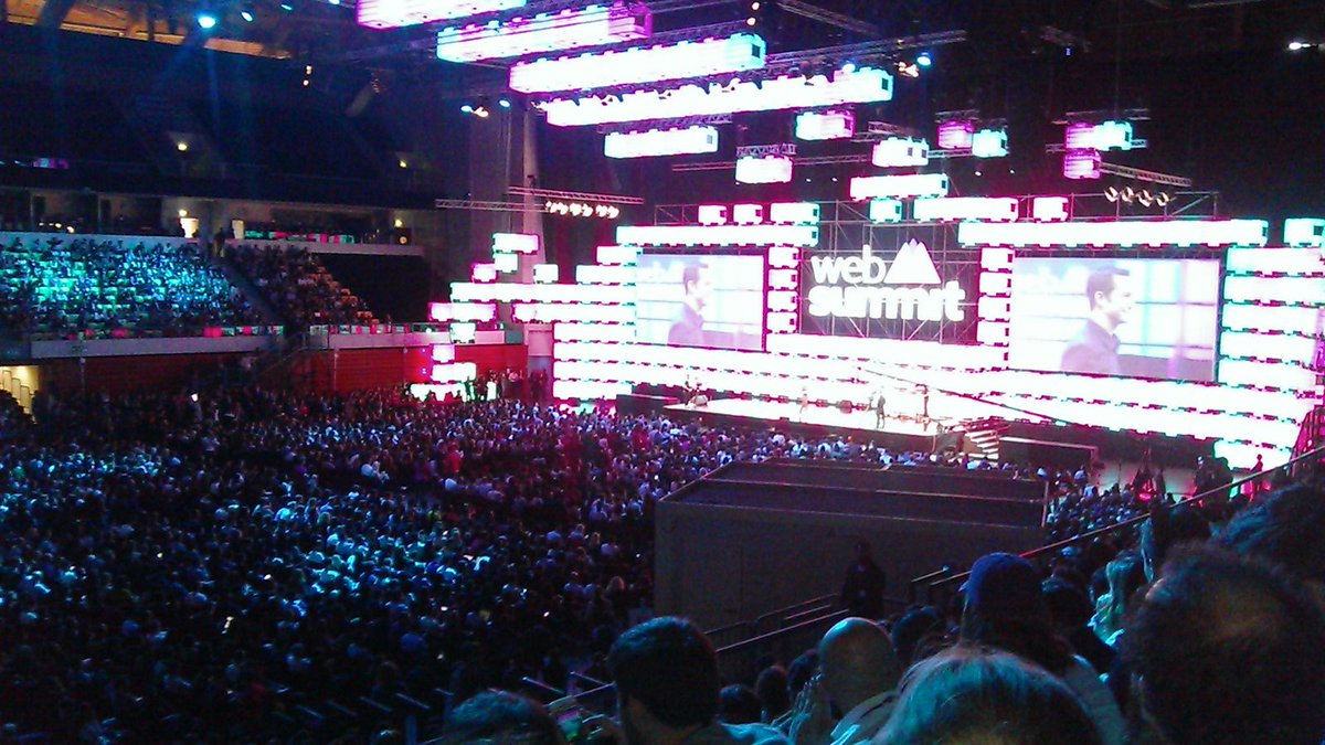 Joseph Gordon-Levitt rocking the stage with #HitRECord philosophy about colaboration. #WebSummit