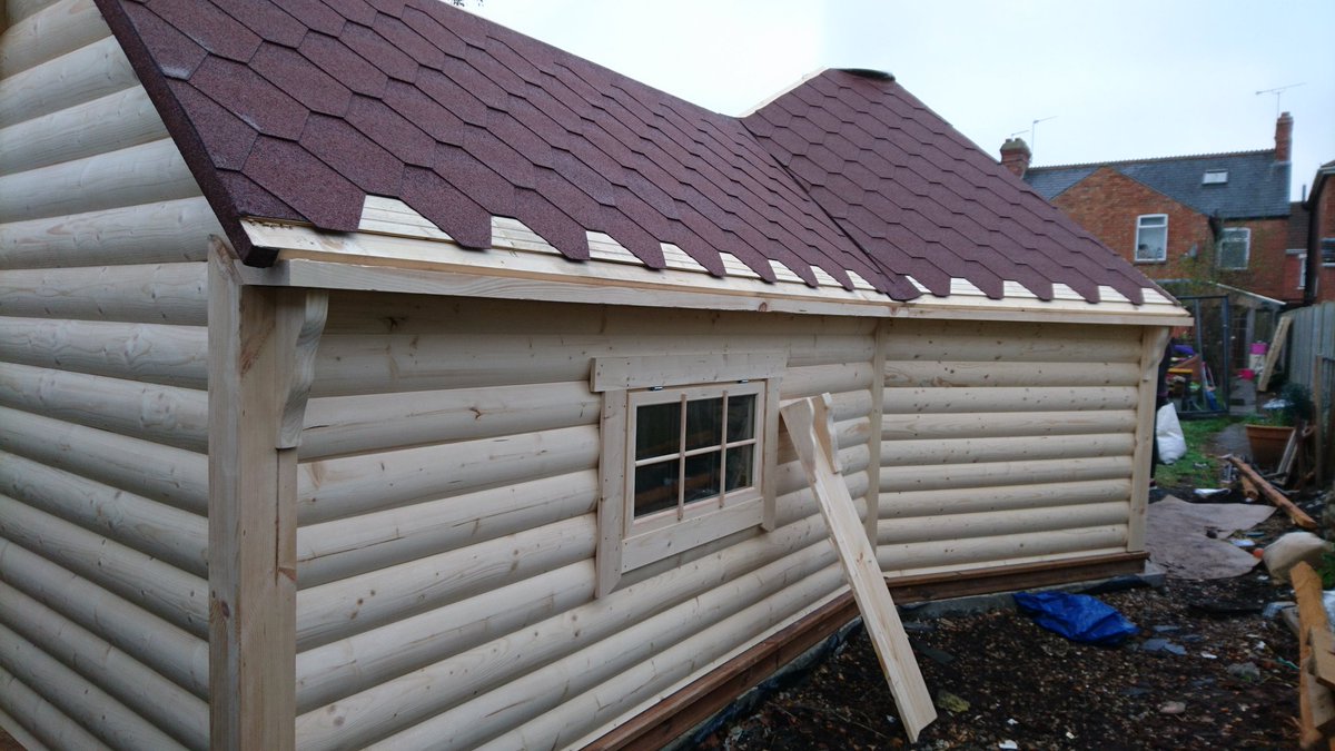 Castle Cabins tweet media