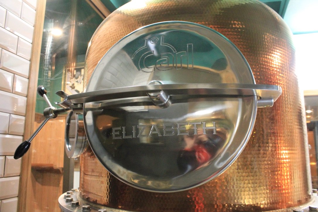 COLDistillery's tweet image. Meet Elizabeth, the newest member of the #COLDistillery family, fitting in nicely with Clarissa &amp;amp; Jennifer after a month of #Gin production