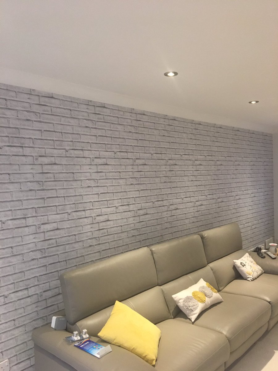 Really enjoyed doing this feature wall today!! Thanks Rob &amp; Naiomi 
#lillywhite #alwaysaqualityfinish