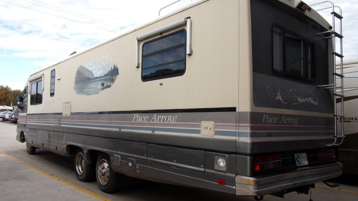 TotalValueRV's tweet photo. #RVCurious? Looking for a road trip party shack for you and your friends? #TravelingBand? #CheckTHISout!
https://t.co/xf1JamwbDH #BudgetRV https://t.co/2NQIoVopzu