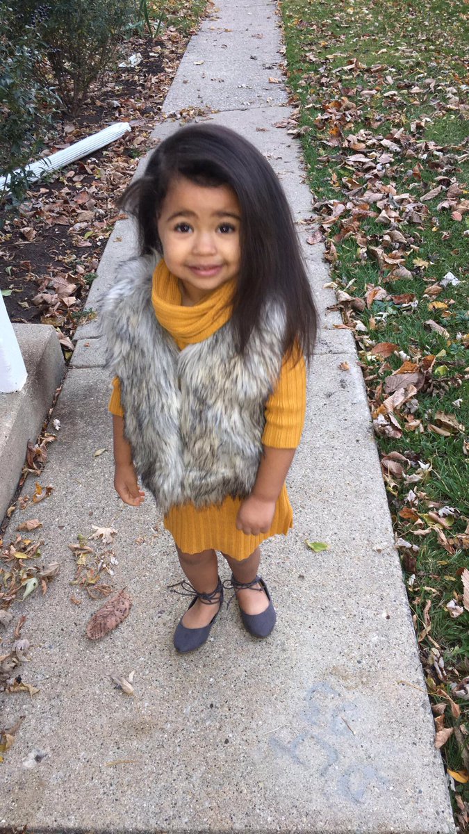 CupcakeJEEZY_'s tweet photo. Someone get this girl modeling!!#ModelMia #MyMJ @Target @hm @Gap @OshKoshBgosh @OldNavy https://t.co/5NWydvgpxf