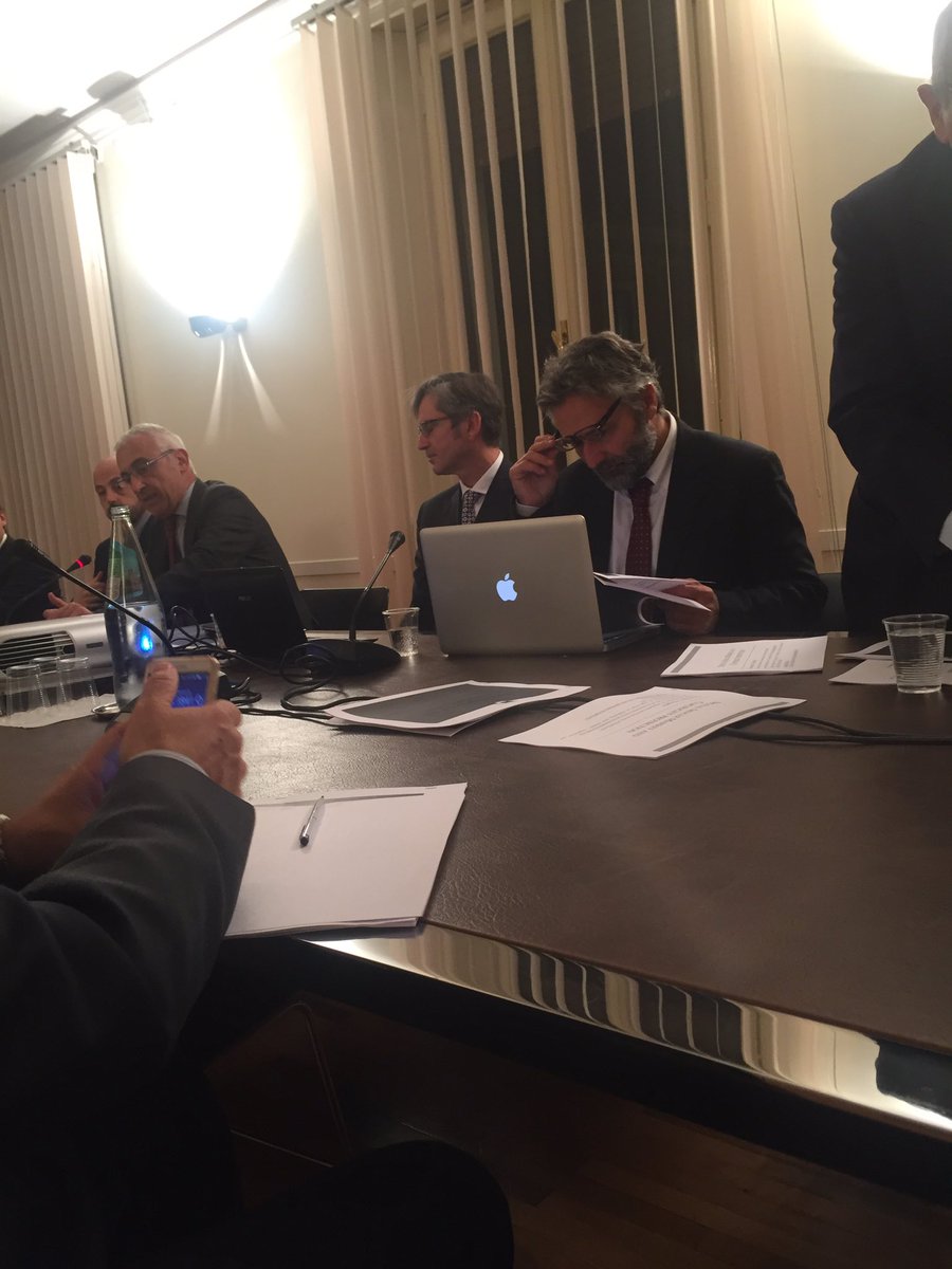 AIannamorelli's tweet image. In @AgenziaAREL con @Antonellogiac e Giuseppe Abbamonte di @eu_comission per discutere di #Copyright #TextAndDataMining @GalassiaReti c&apos;è.