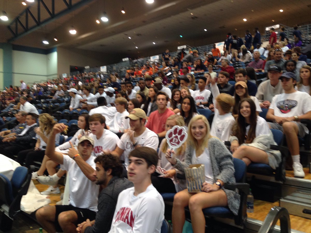 DunhamSchoolBR's tweet image. Tiger Nation loud &amp;amp; proud, cheering for our Lady Tigers @  Ponchartrain Center #playingtough #webelieve #dunhamdifference @DunhamAthletics