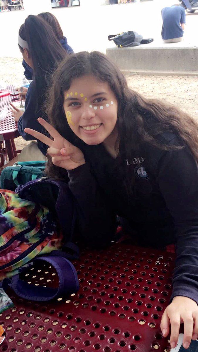 ribbon &amp; cards for Veterans Day tmr! We are raising money for "Operation Homefront". Ribbons are by donation and face paint is $1🇺🇸