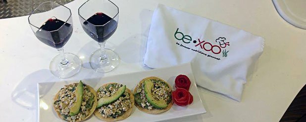 VinculacionUNAM's tweet photo. ¿Te imaginas un helado de chapulín? #Bexoo, empresa incubada en la #UNAM, ofrece alimentos preparados con insectos https://t.co/xXF5dmheWT https://t.co/3cVbd4h65t