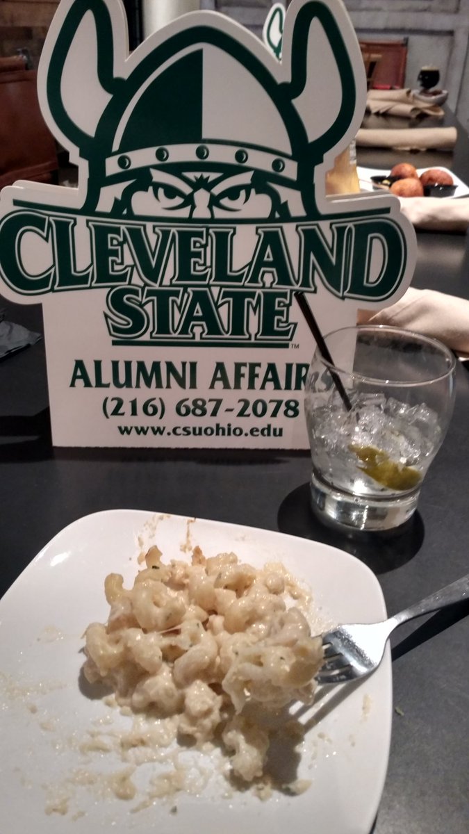 rokenford's tweet photo. A great time at @FlipsideFlats for Viking Night Out @CSU_Vikings #CLEstateYAC https://t.co/wJtL0NUXSh
