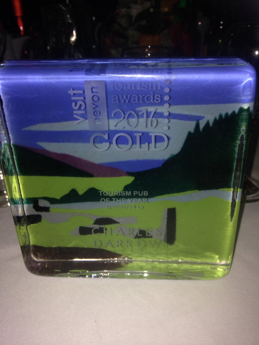 <a href="/southpoolducks/">Millbrook Inn</a> #neverindoubt #gold #dta16 🏆🍾👍